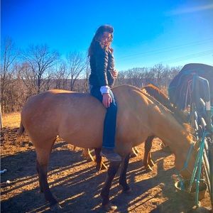 Meet your Posher, Haley